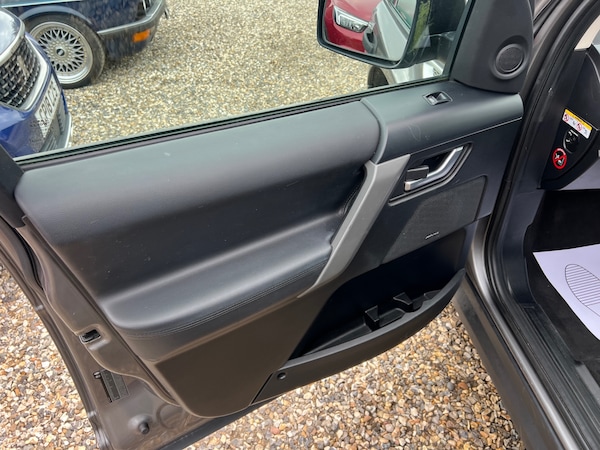 Used Land Rover Freelander 2009 for sale - 76319809: Photo 17