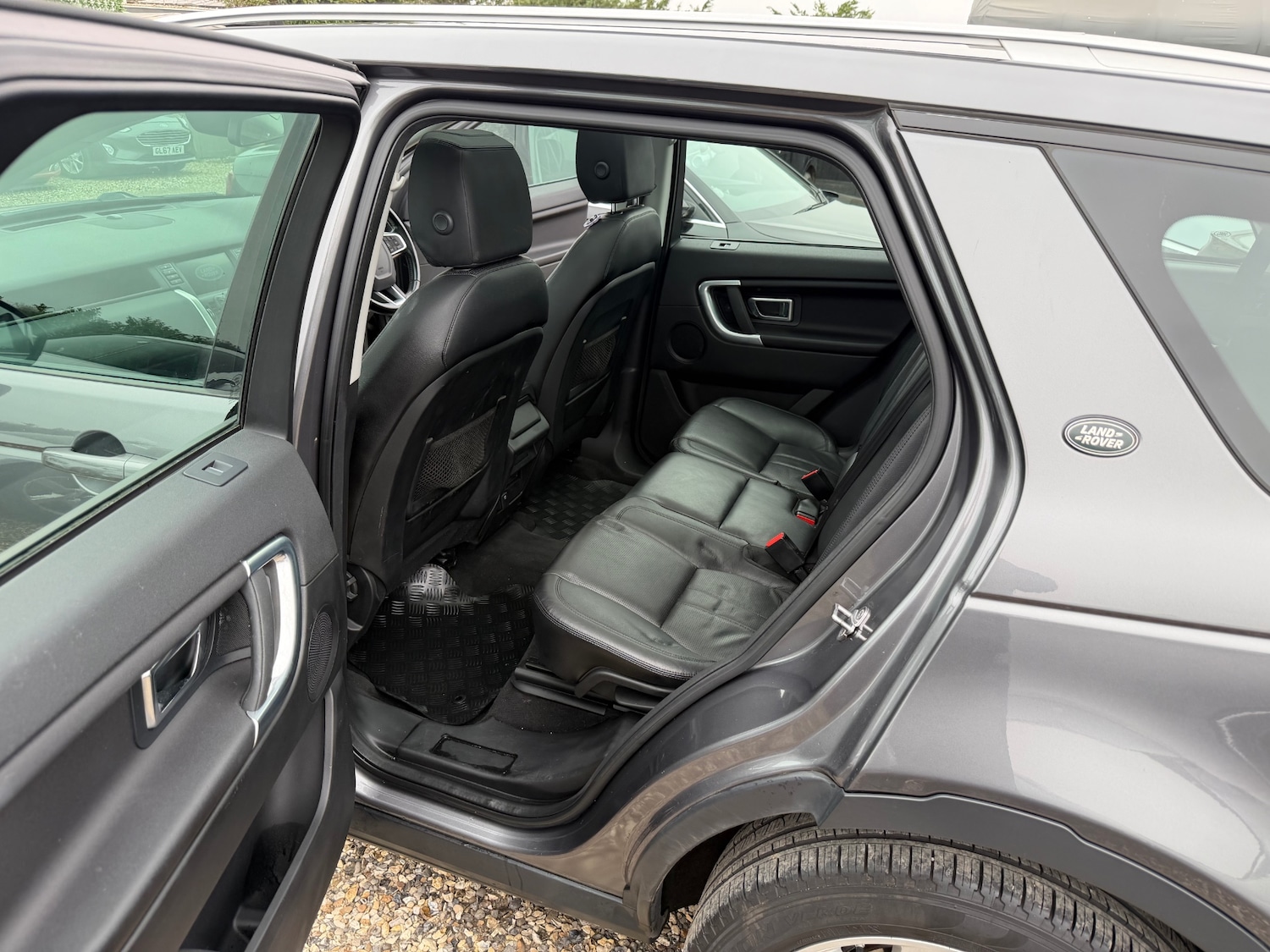 Used Land Rover Discovery Sport 2015 for sale - 77776234: Photo 12