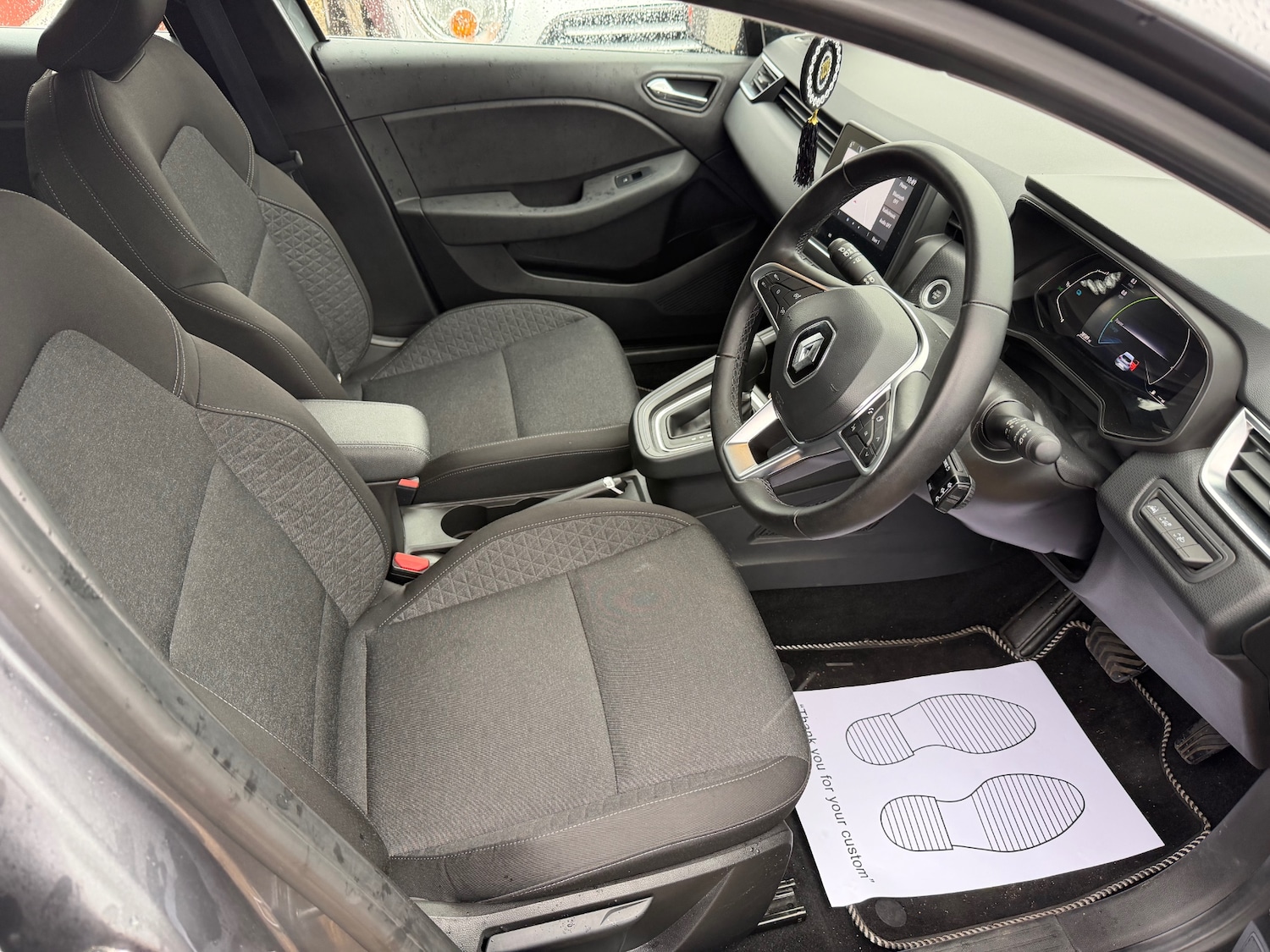 Used Renault Clio 2023 for sale - 76662943: Photo 7