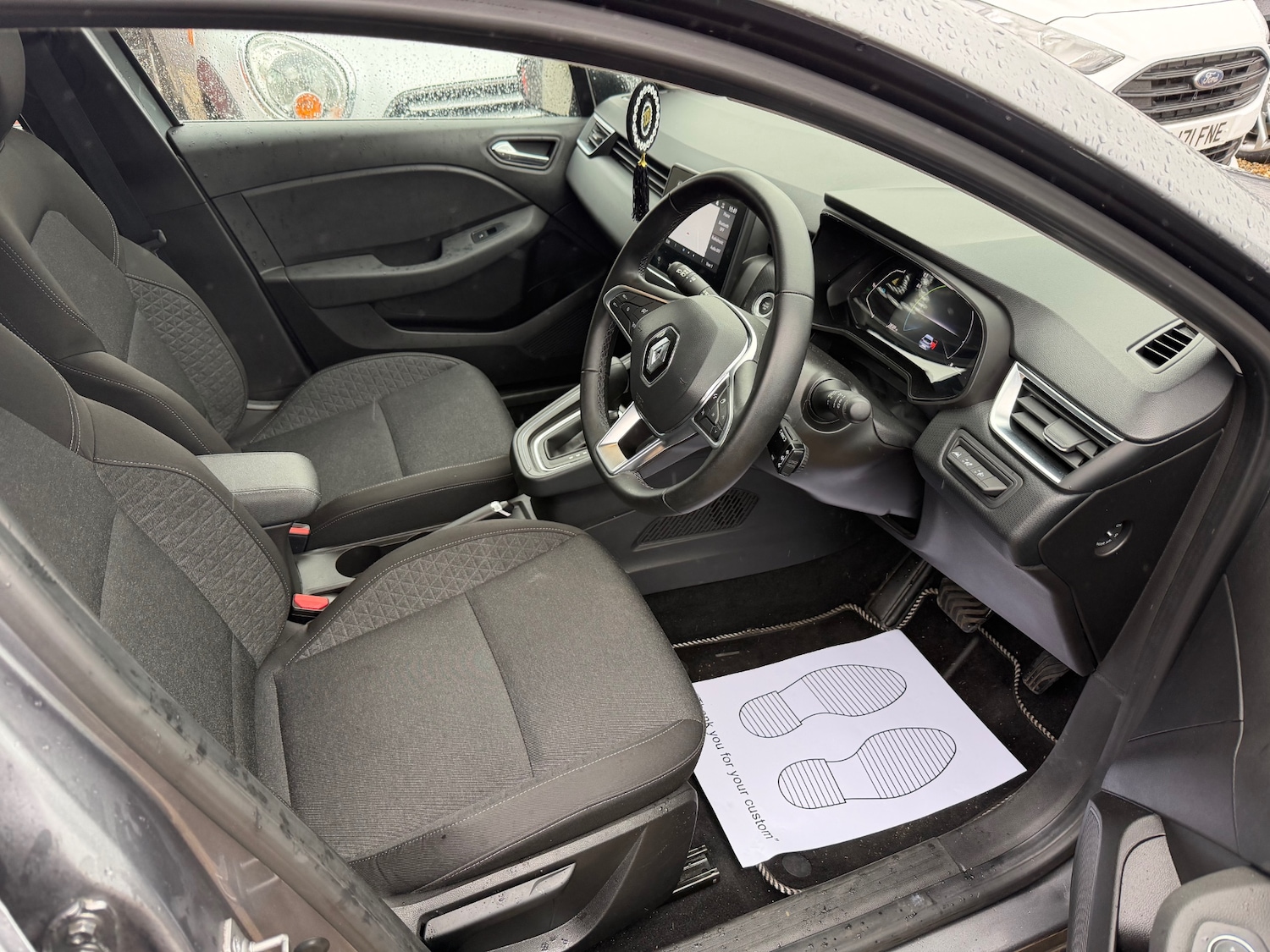 Used Renault Clio 2023 for sale - 76662943: Photo 8