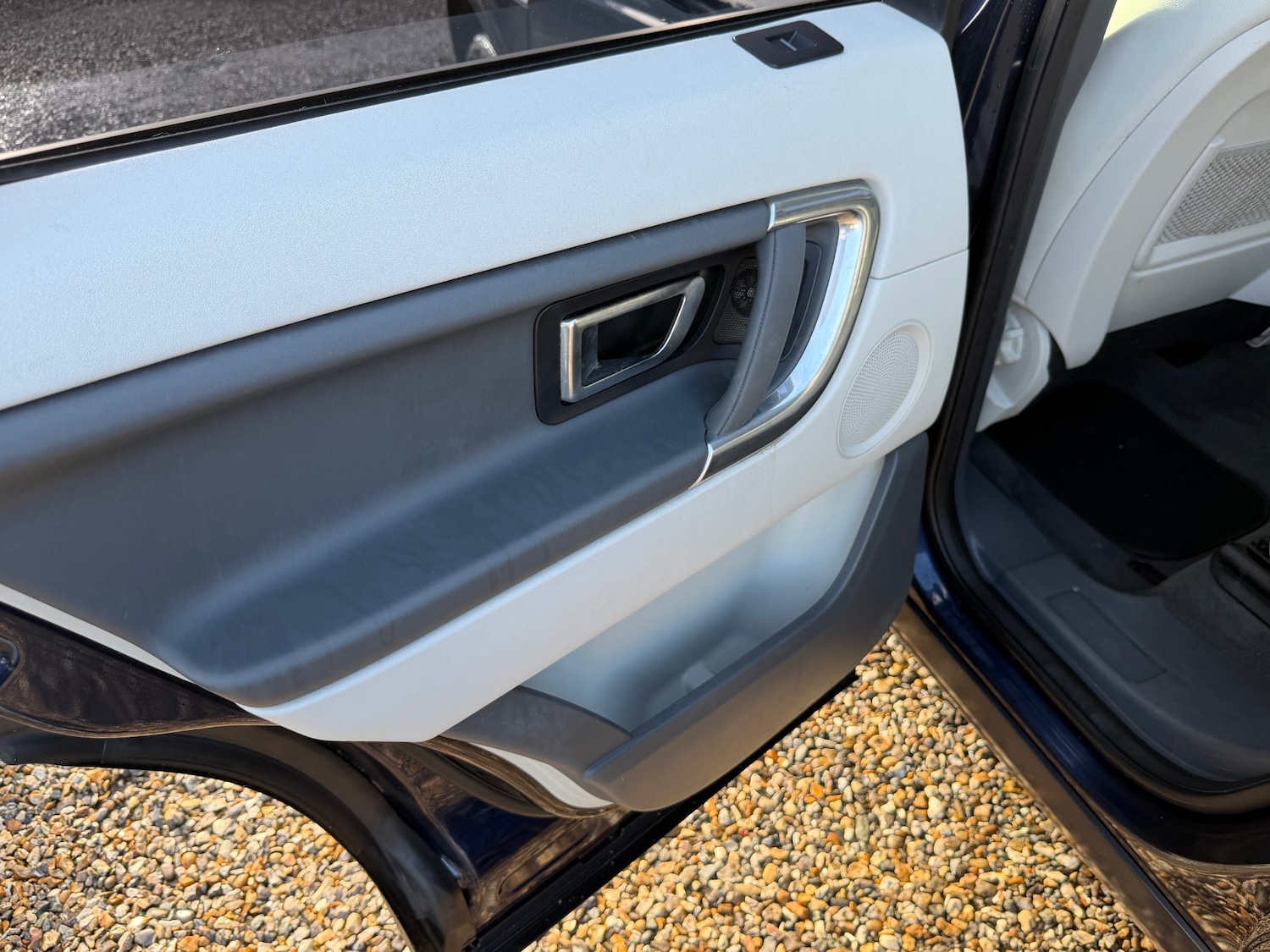 Used Land Rover Discovery Sport 2015 for sale - 77375856: Photo 14