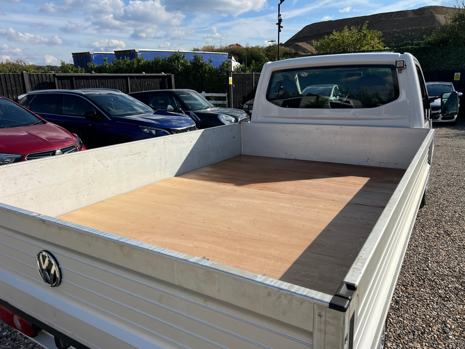 Used Volkswagen Transporter 2018 for sale - 76904921: Photo 7