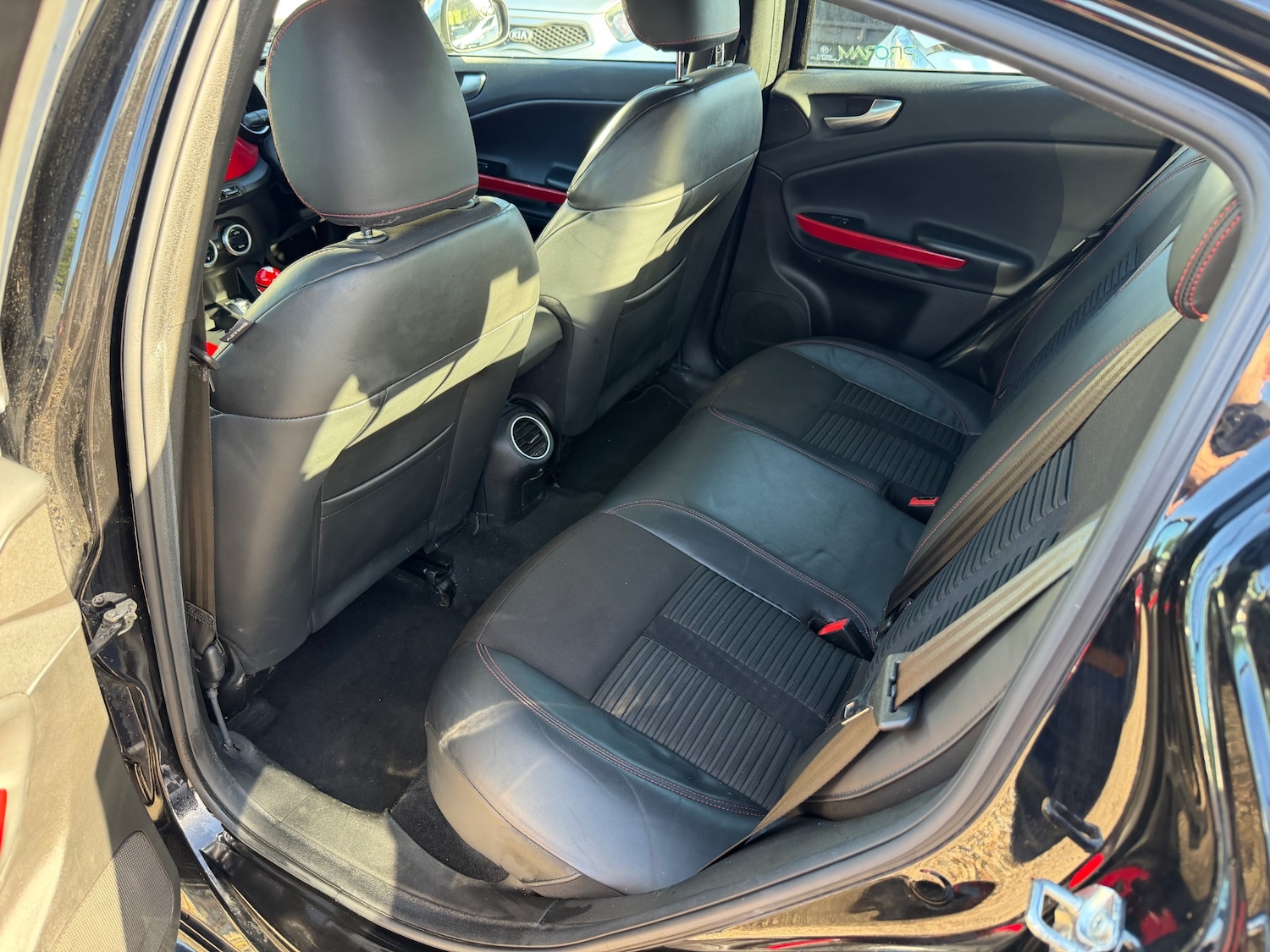 Used Alfa Romeo Giulietta 2013 for sale - 76598884: Photo 11