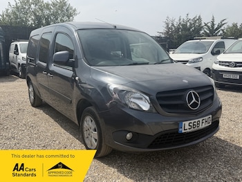 Used Mercedes-Benz Citan 2018 for sale - 79311624: Photo