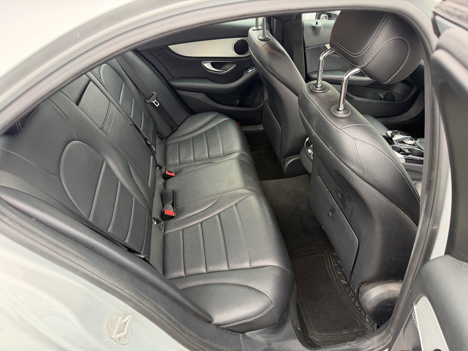 Used Mercedes-Benz C Class 2016 for sale - 77167995: Photo 10