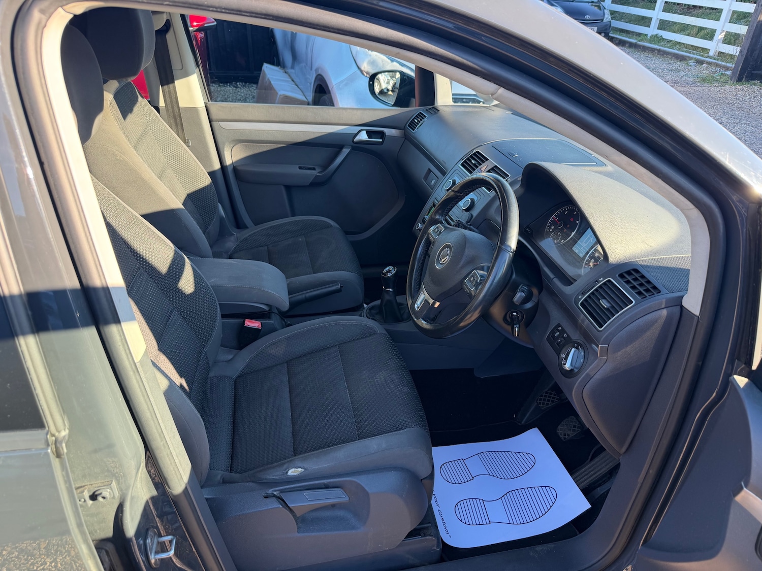 Used Volkswagen Touran 2014 for sale - 77105800: Photo 7