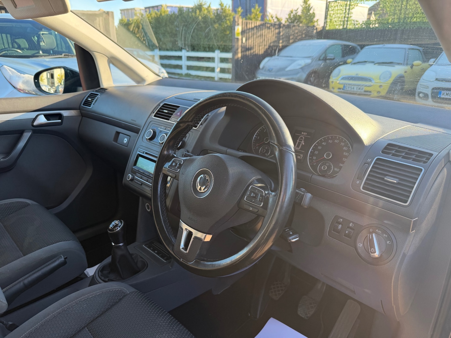 Used Volkswagen Touran 2014 for sale - 77105800: Photo 9