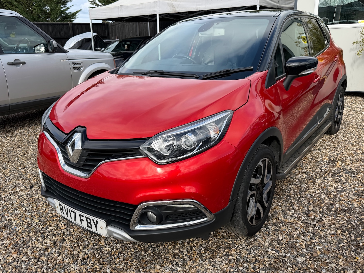 Used Renault Captur 2017 for sale - 77570874: Photo 3
