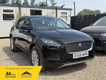 Used Jaguar E-Pace 2018 for sale - 79311019: Photo