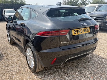 Used Jaguar E-Pace 2018 for sale - 79311019: Photo