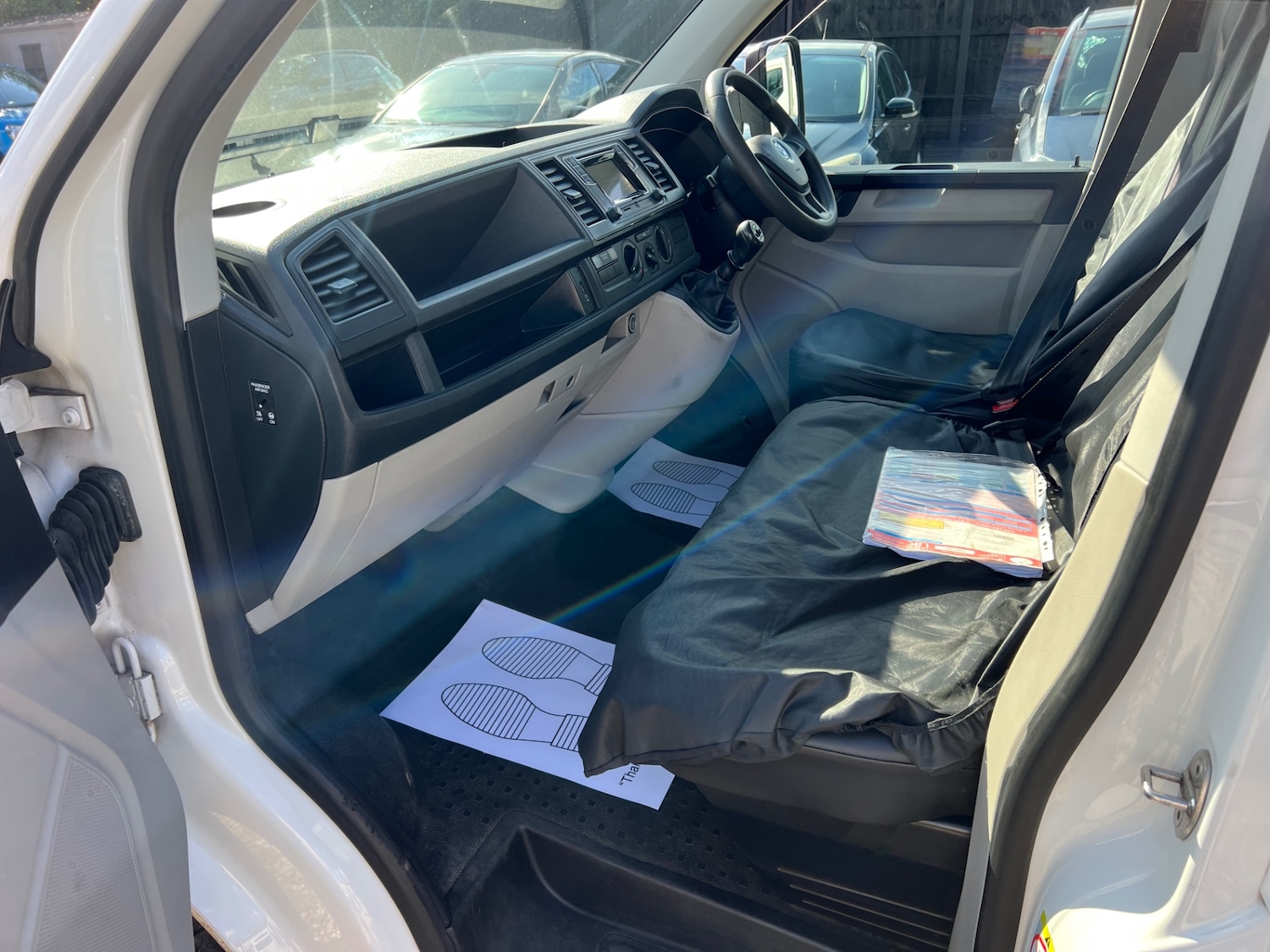 Used Volkswagen Transporter 2018 for sale - 76188388: Photo 11