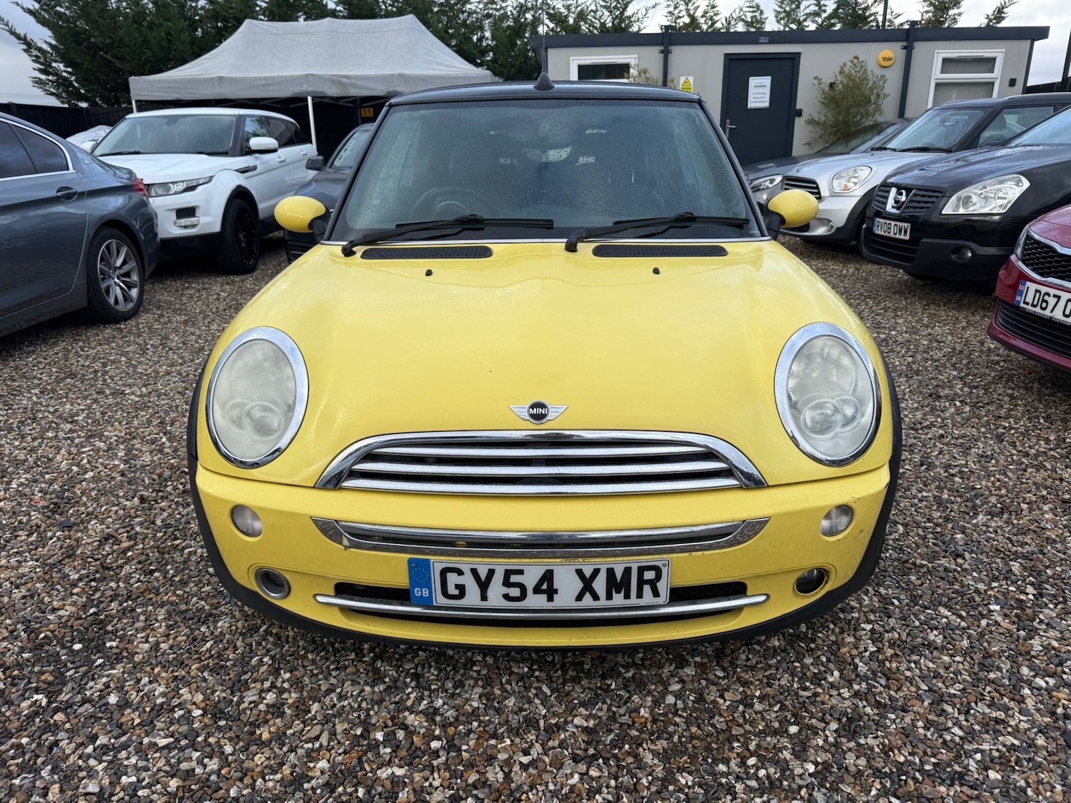 Used MINI Convertible 2004 for sale - 77298462: Photo 2