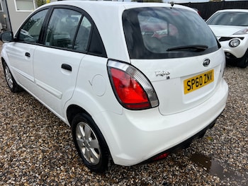 Used Kia Rio 2011 for sale - 76462155: Photo