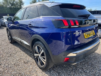 Used Peugeot 3008 2018 for sale - 76102746: Photo