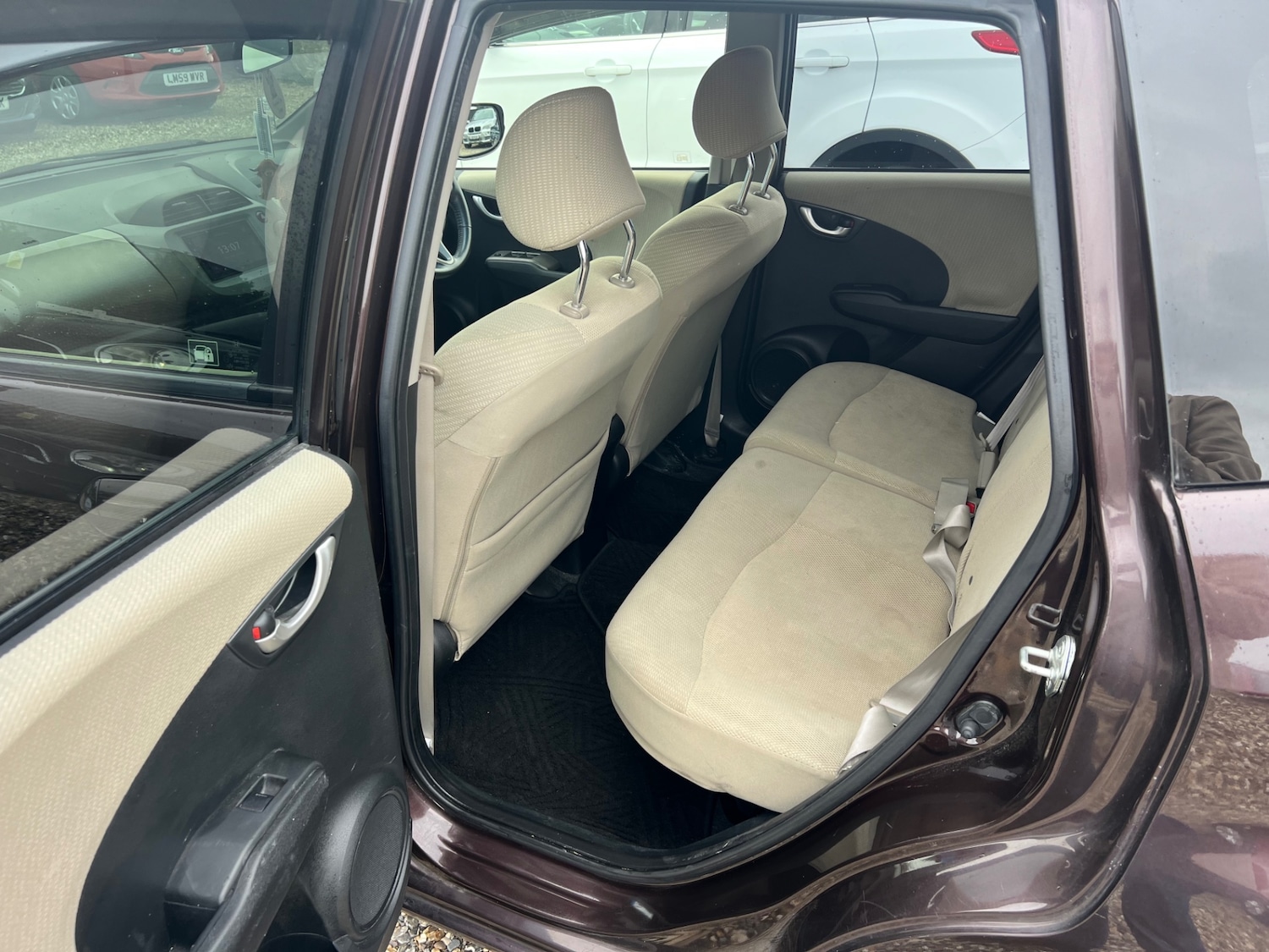 Used Honda Fit 2012 for sale - 76354966: Photo 11