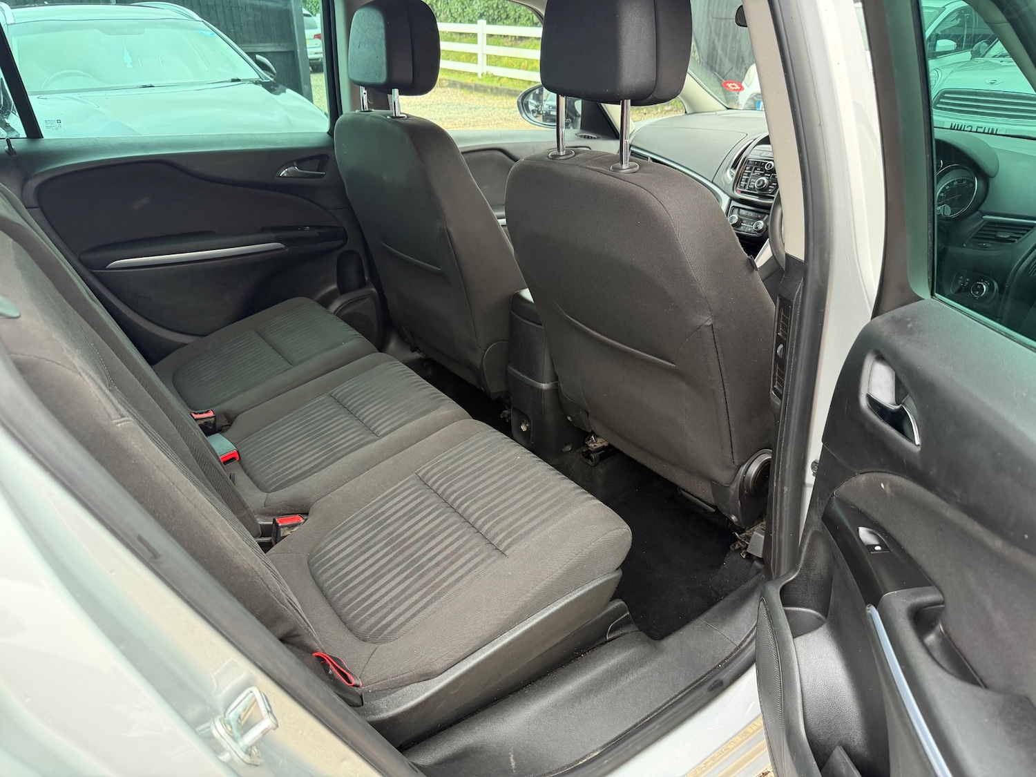 Used Vauxhall Zafira 2014 for sale - 77381200: Photo 9