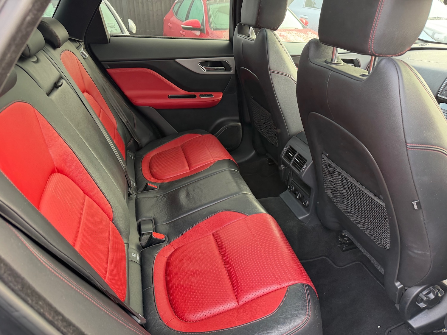 Used Jaguar F-Pace 2016 for sale - 77195708: Photo 12