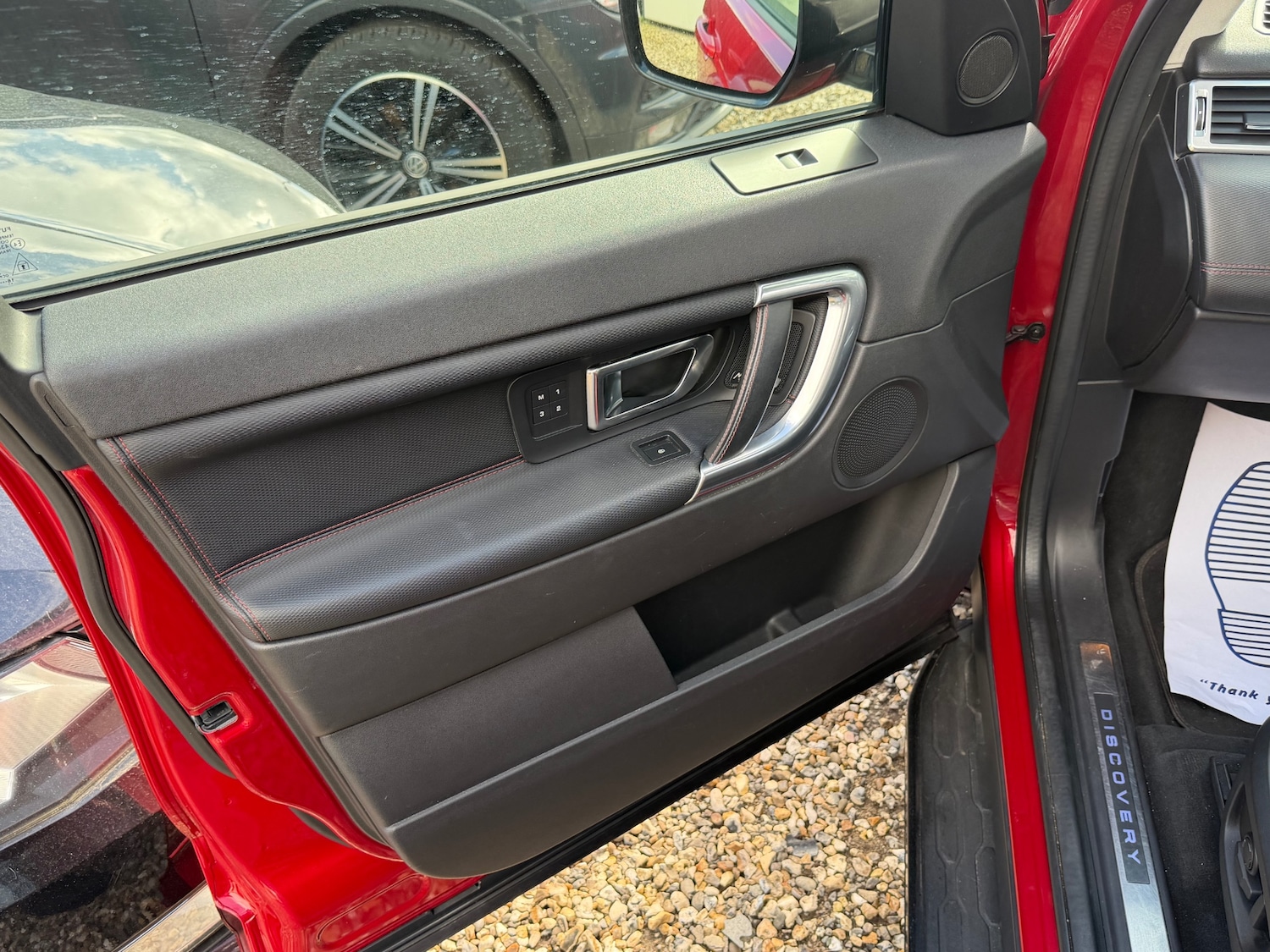 Used Land Rover Discovery Sport 2016 for sale - 77833778: Photo 19