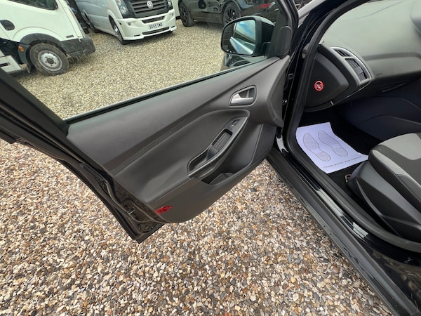 Used Ford Focus 2013 for sale - 75649969: Photo 13