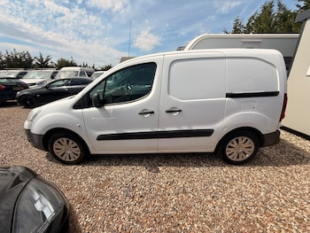 Used Citroen Berlingo 2015 for sale - 79423831: Photo
