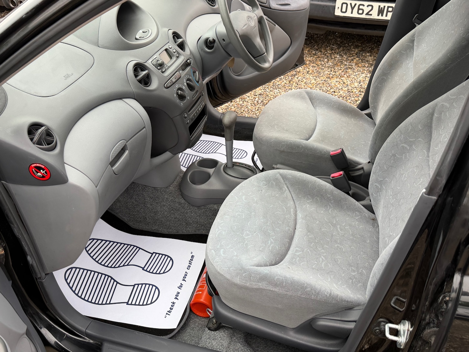 Used Toyota Yaris 2001 for sale - 77791364: Photo 15