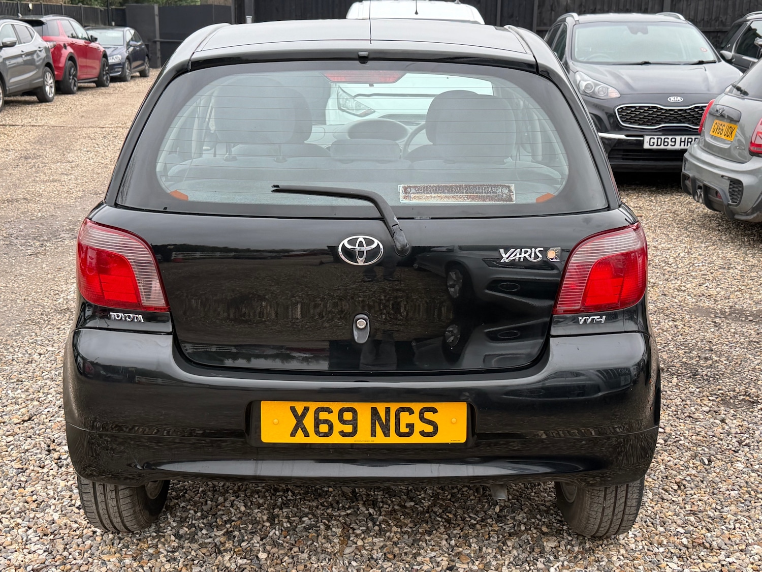 Used Toyota Yaris 2001 for sale - 77791364: Photo 5