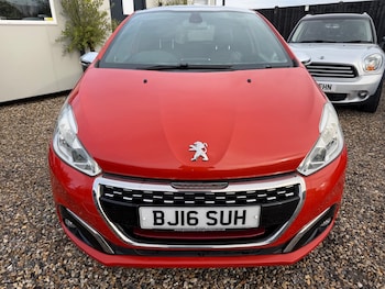 Used Peugeot 208 2016 for sale - 77803899: Photo