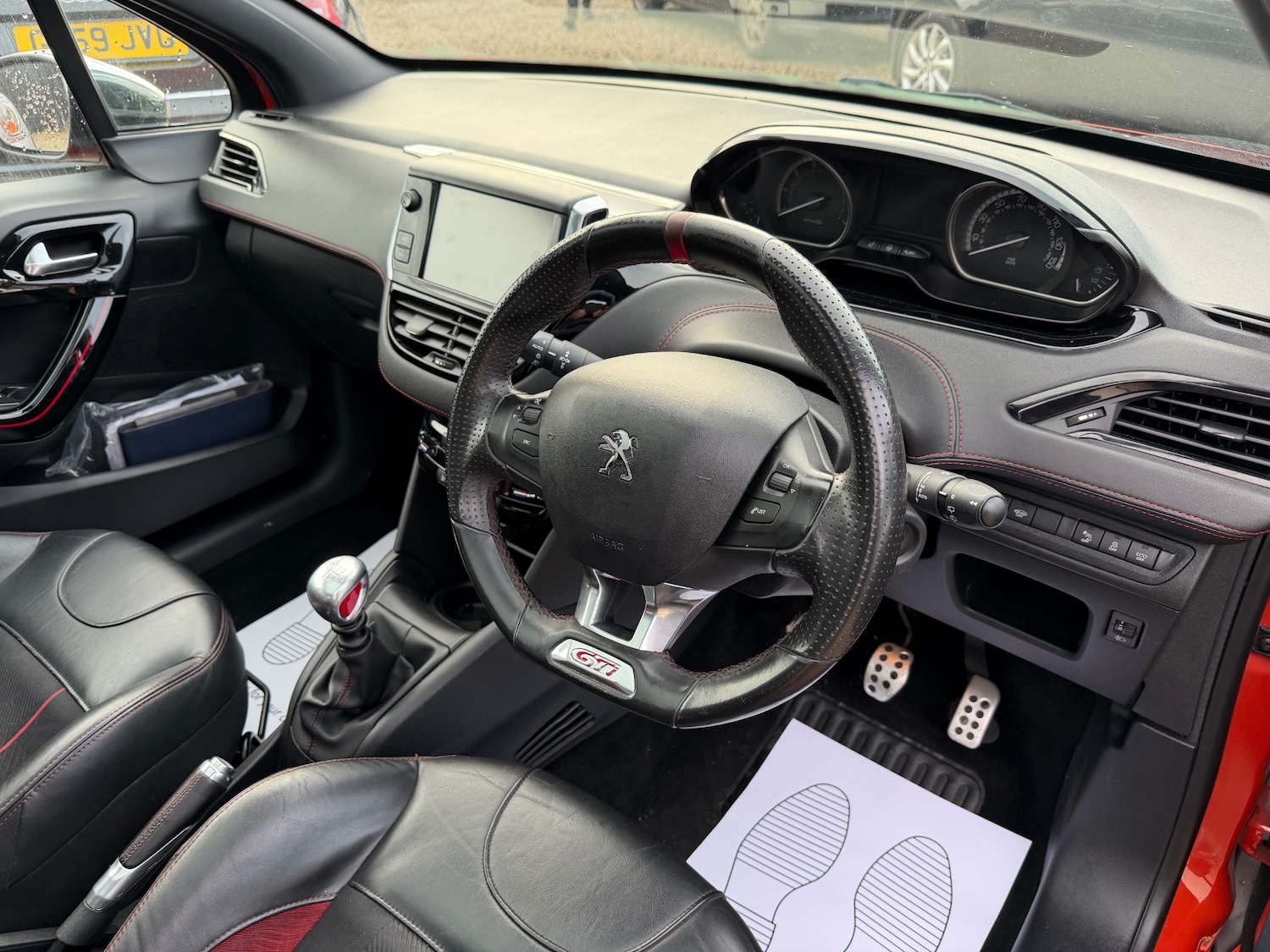 Used Peugeot 208 2016 for sale - 77803899: Photo 8