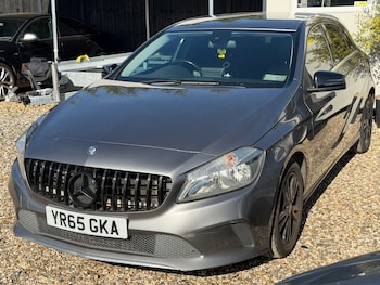Used Mercedes-Benz A-Class 2015 for sale - 77718940: Photo