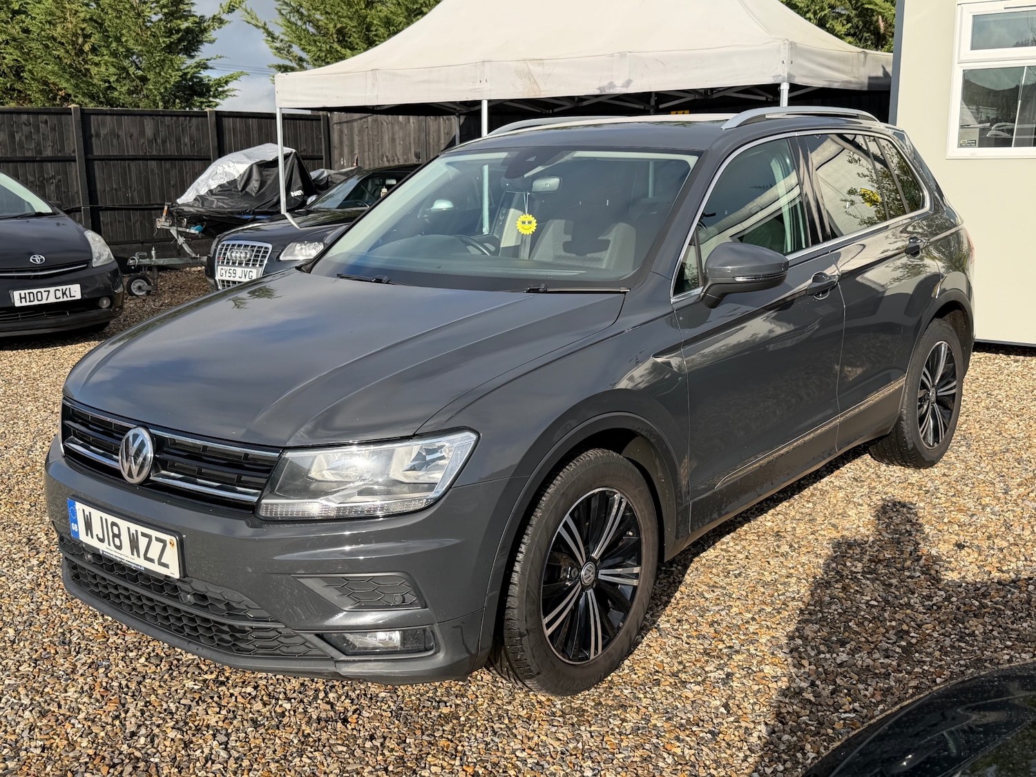 Used Volkswagen Tiguan 2018 for sale - 77804917: Photo 3