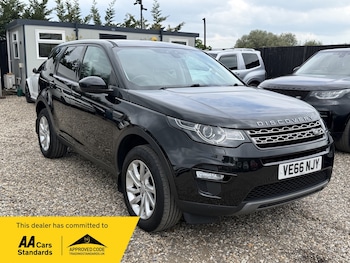 Used Land Rover Discovery Sport 2016 for sale - 79366463: Photo