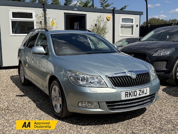 Used Skoda Octavia 2010 for sale - 79611177: Photo