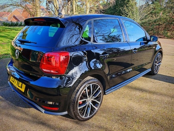 Used Volkswagen Polo 2017 for sale - 77784670: Photo