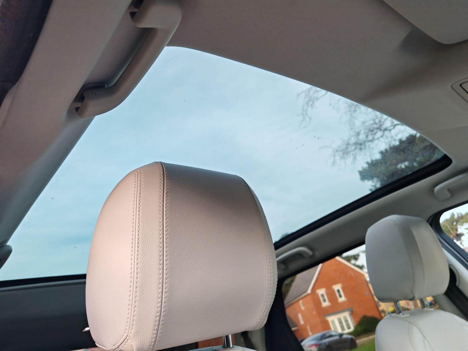 Used Land Rover Discovery Sport 2015 for sale - 77131888: Photo 15