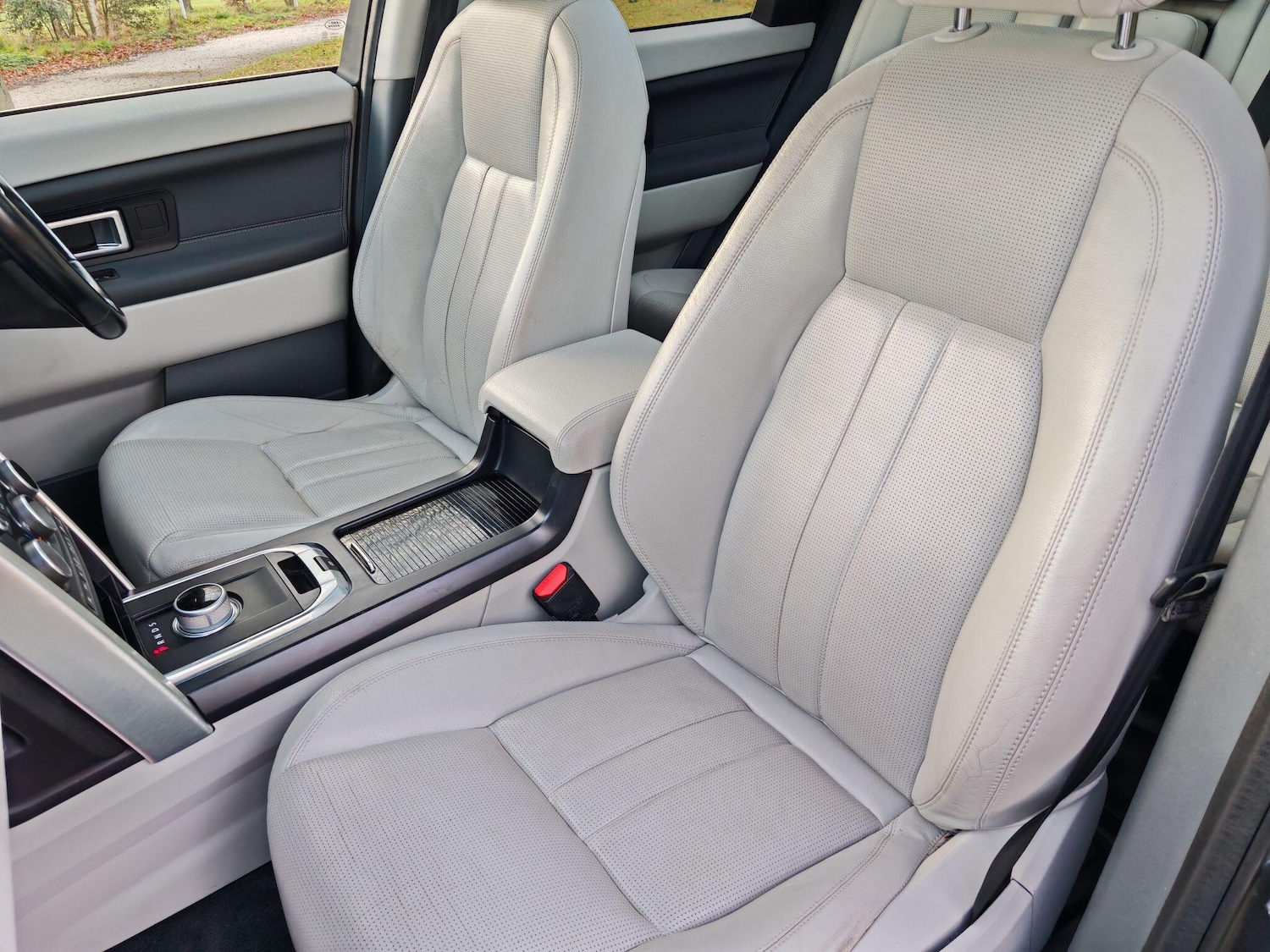 Used Land Rover Discovery Sport 2015 for sale - 77131888: Photo 19