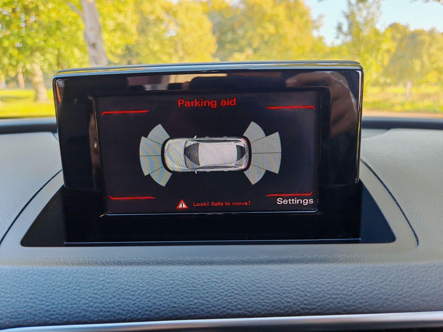 Used Audi Q3 2018 for sale - 76200517: Photo 31