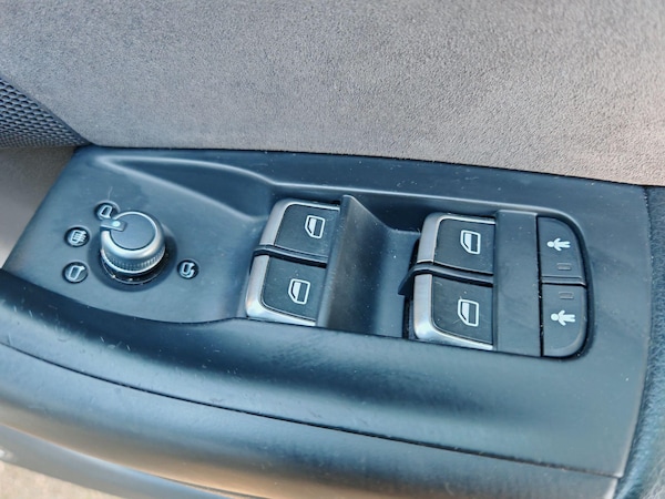 Used Audi Q3 2018 for sale - 76200517: Photo 38