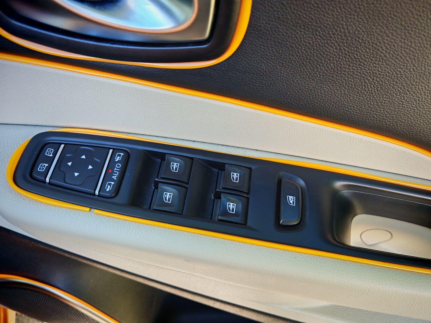 Used Renault Captur 2019 for sale - 76179841: Photo 36