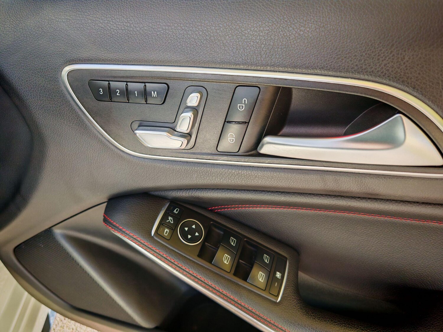 Used Mercedes-Benz A-Class 2016 for sale - 76378094: Photo 35