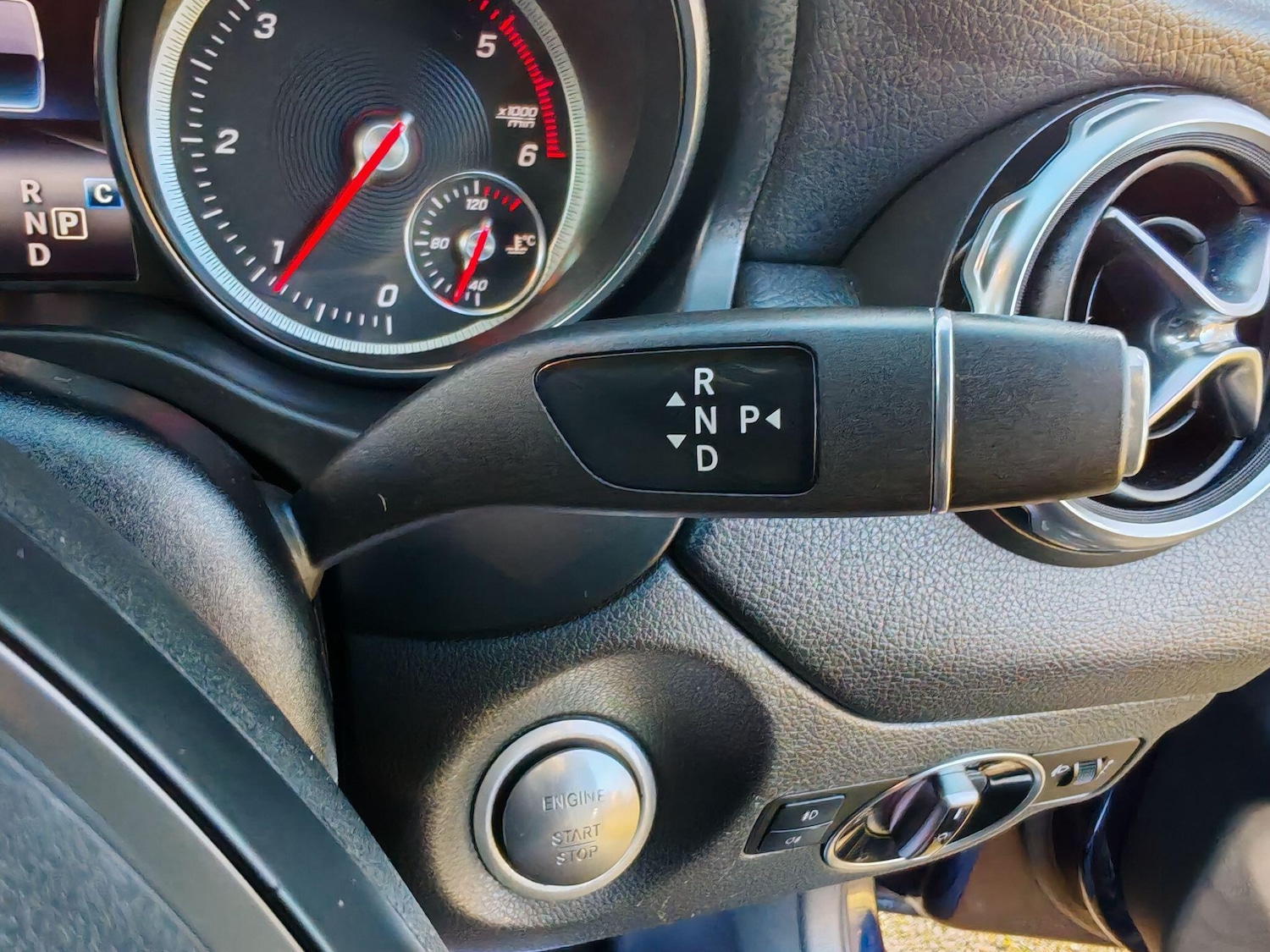 Used Mercedes-Benz GLA 2018 for sale - 77202795: Photo 25