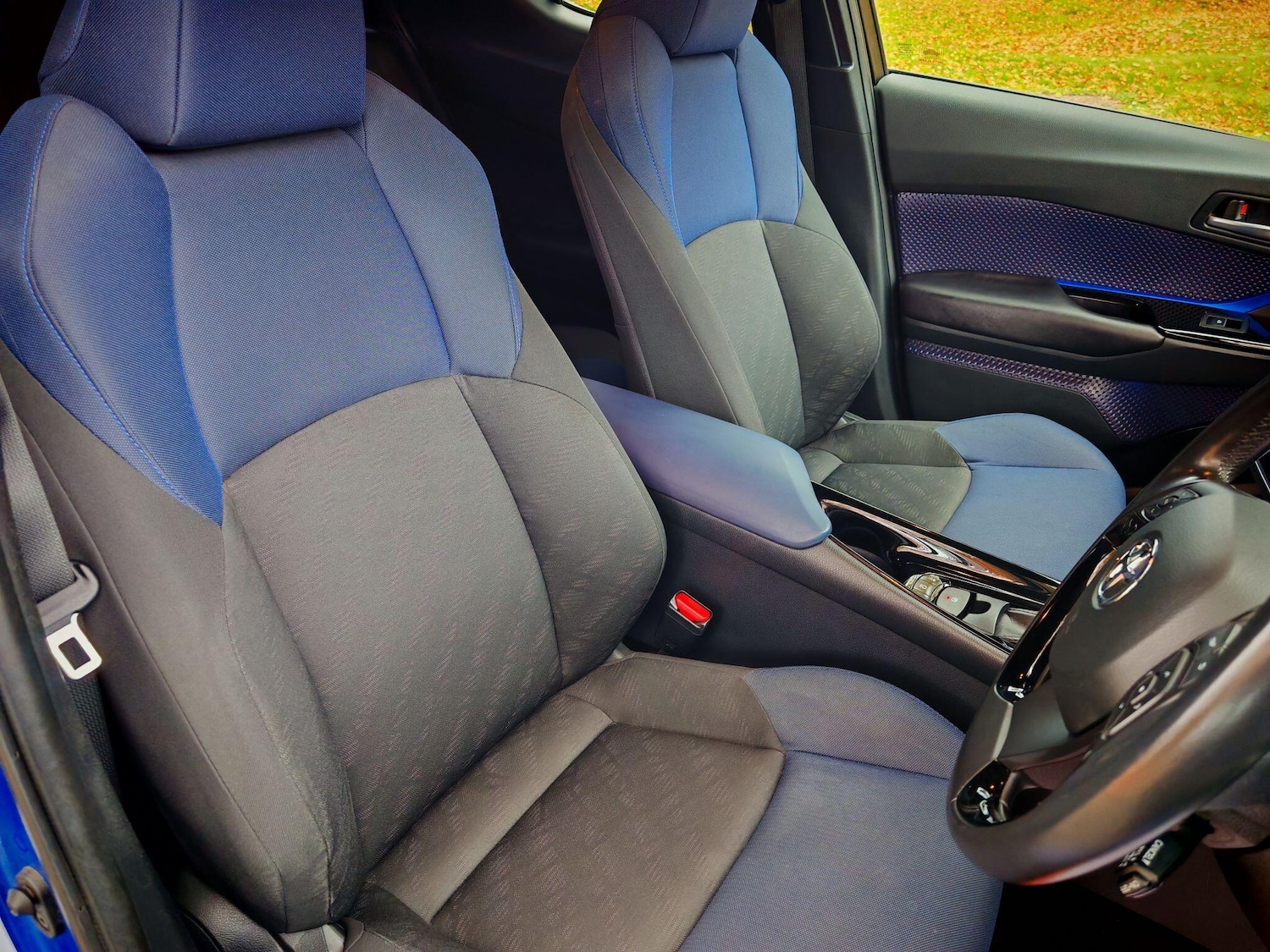 Used Toyota C-HR for sale - 76993225: Photo 16