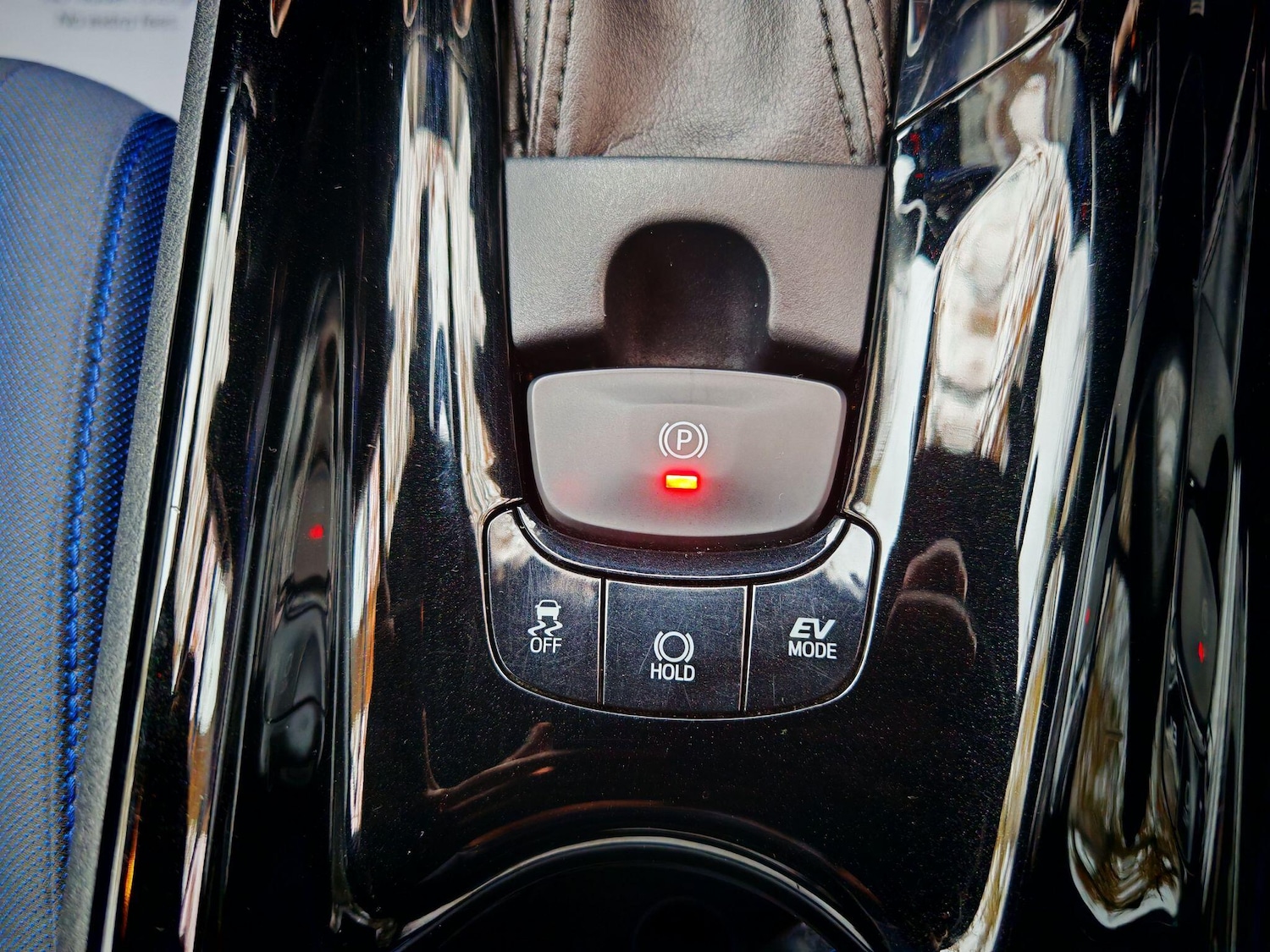 Used Toyota C-HR for sale - 76993225: Photo 28