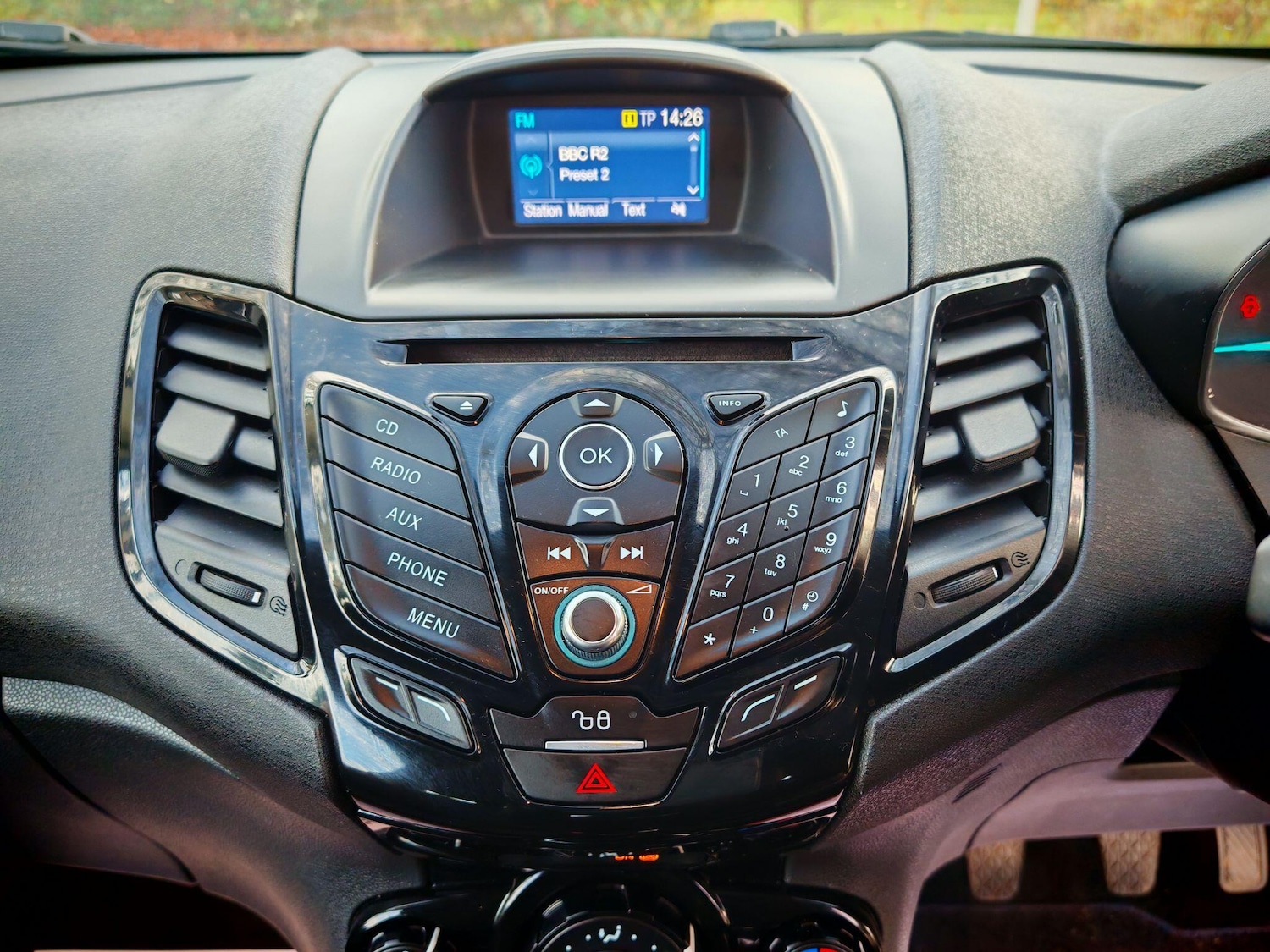 Used Ford Fiesta 2017 for sale - 76898255: Photo 22