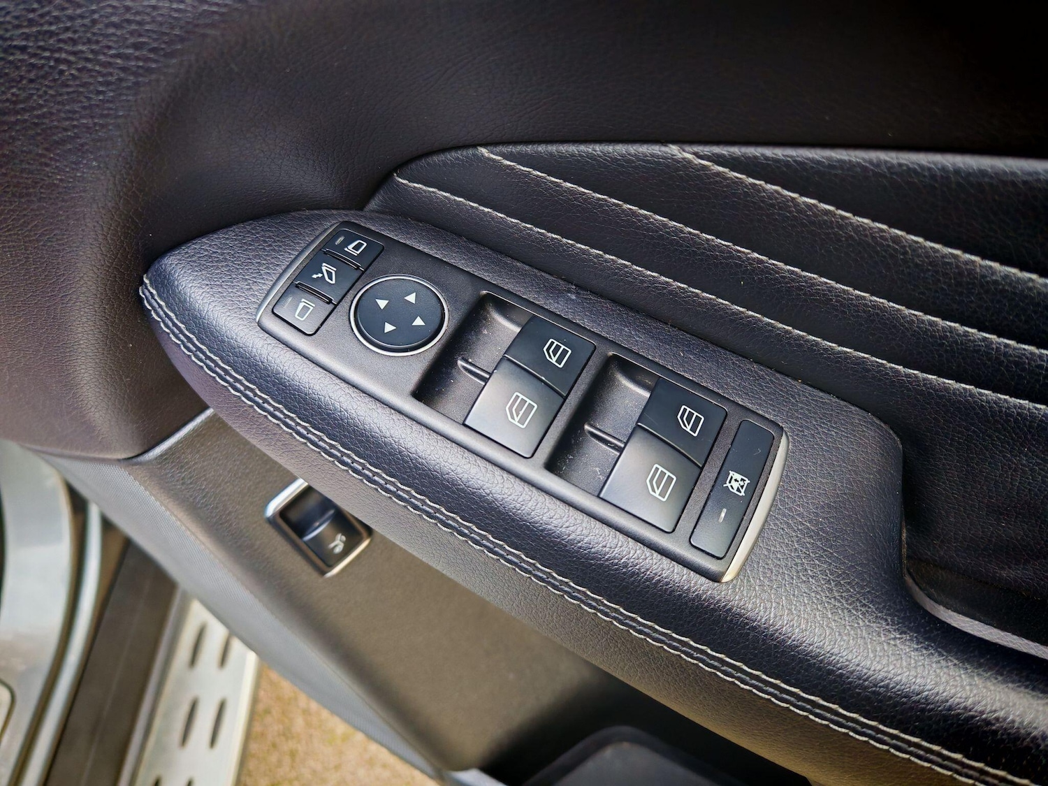 Used Mercedes-Benz GLE 2018 for sale - 76432367: Photo 37