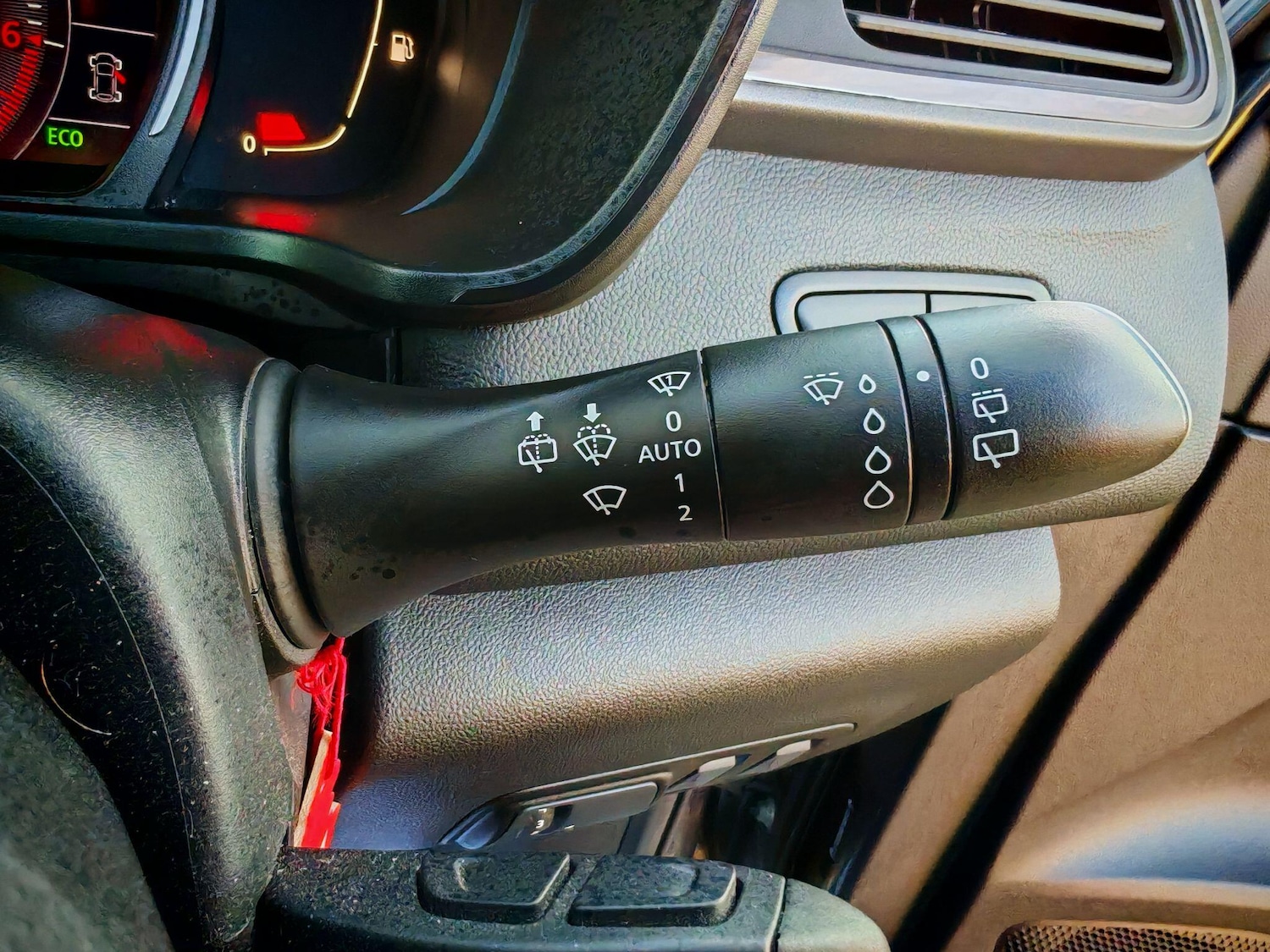 Used Renault Kadjar 2018 for sale - 76715189: Photo 28