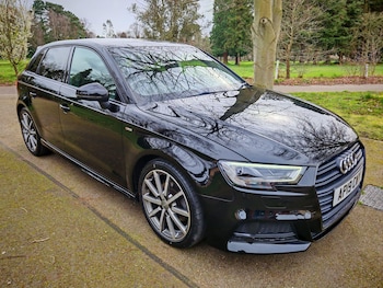 2019 (19) - 35 TFSI Black Edition 5dr