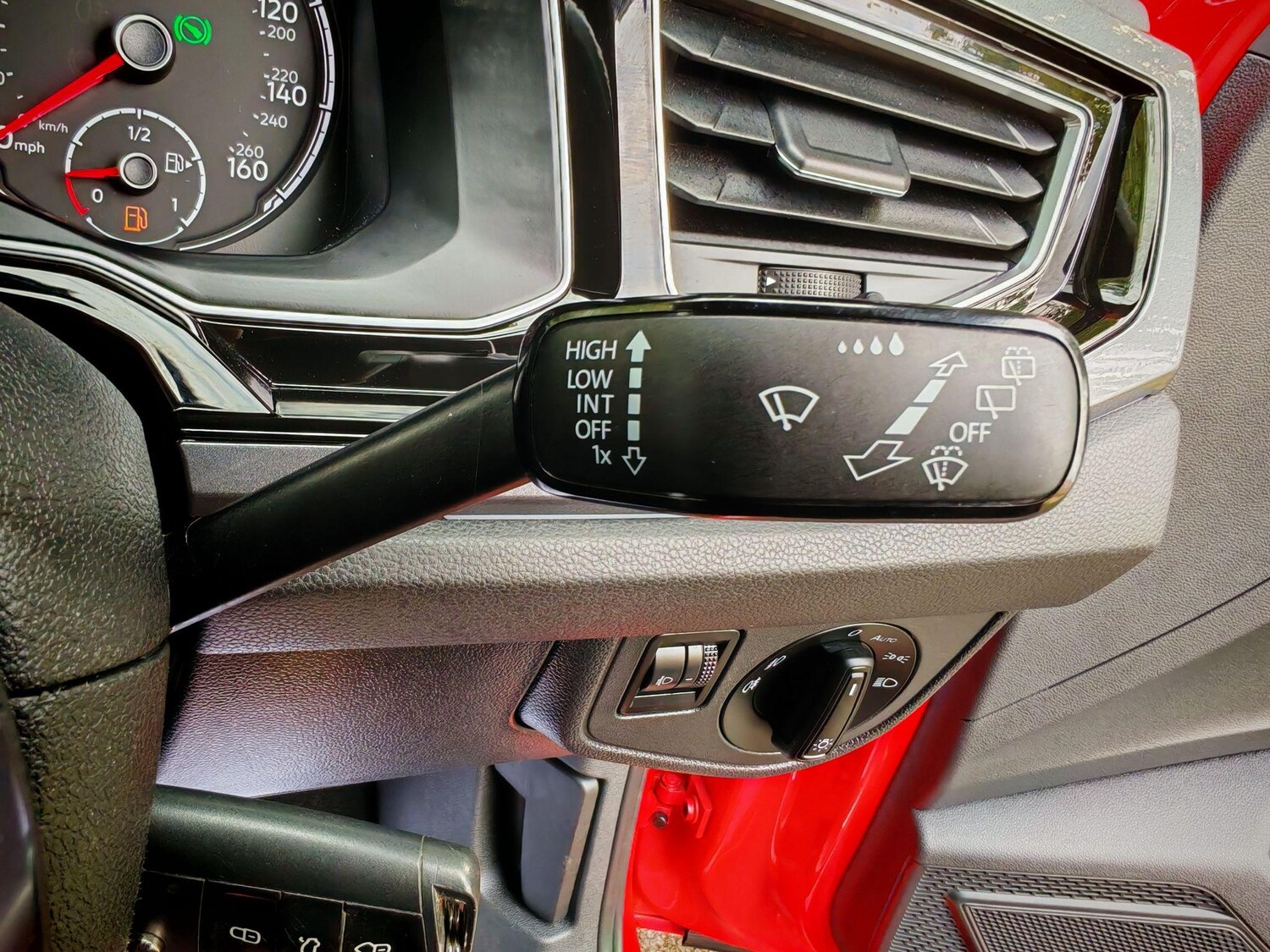 Used Volkswagen Polo 2019 for sale - 76167546: Photo 24