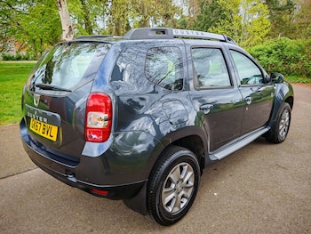 Used Dacia Duster 2017 for sale - 78301780: Photo