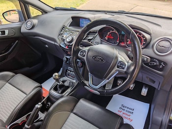 Used Ford Fiesta 2017 for sale - 79213163: Photo