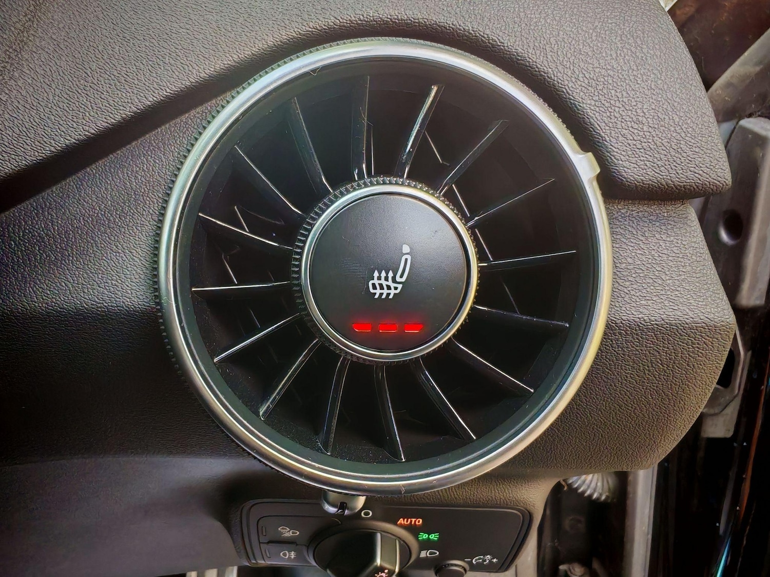 Used Audi TT 2017 for sale - 76965432: Photo 31